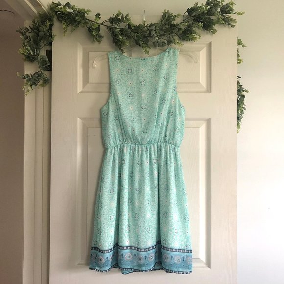 Mint Spring Dress - Picture 5 of 5